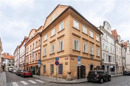 Obrázek projektuDŮM U TŘÍ DIVOKÝCH KACHEN